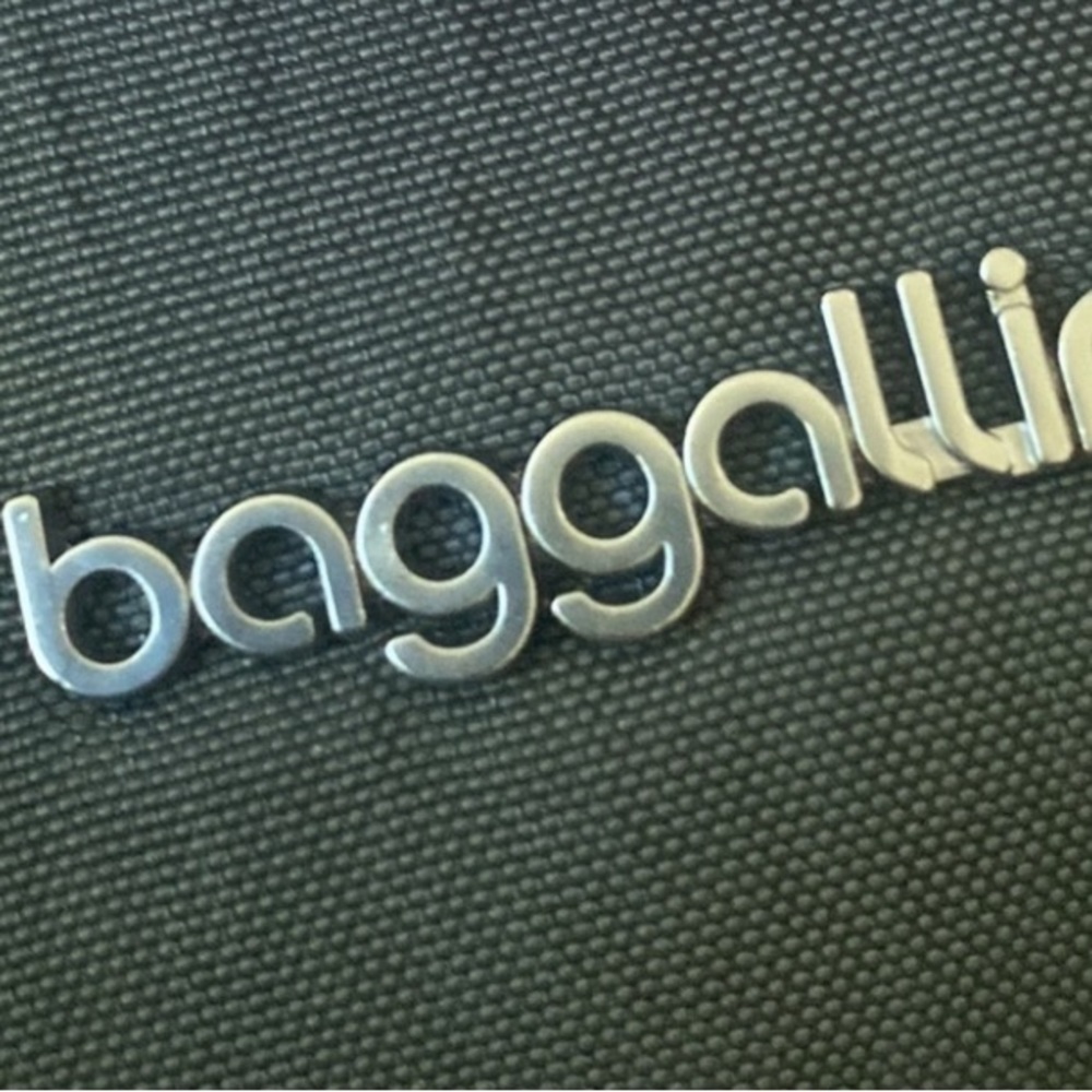 Baggalini hobo crossbody in gray with pretty purple interior Awesome Price!